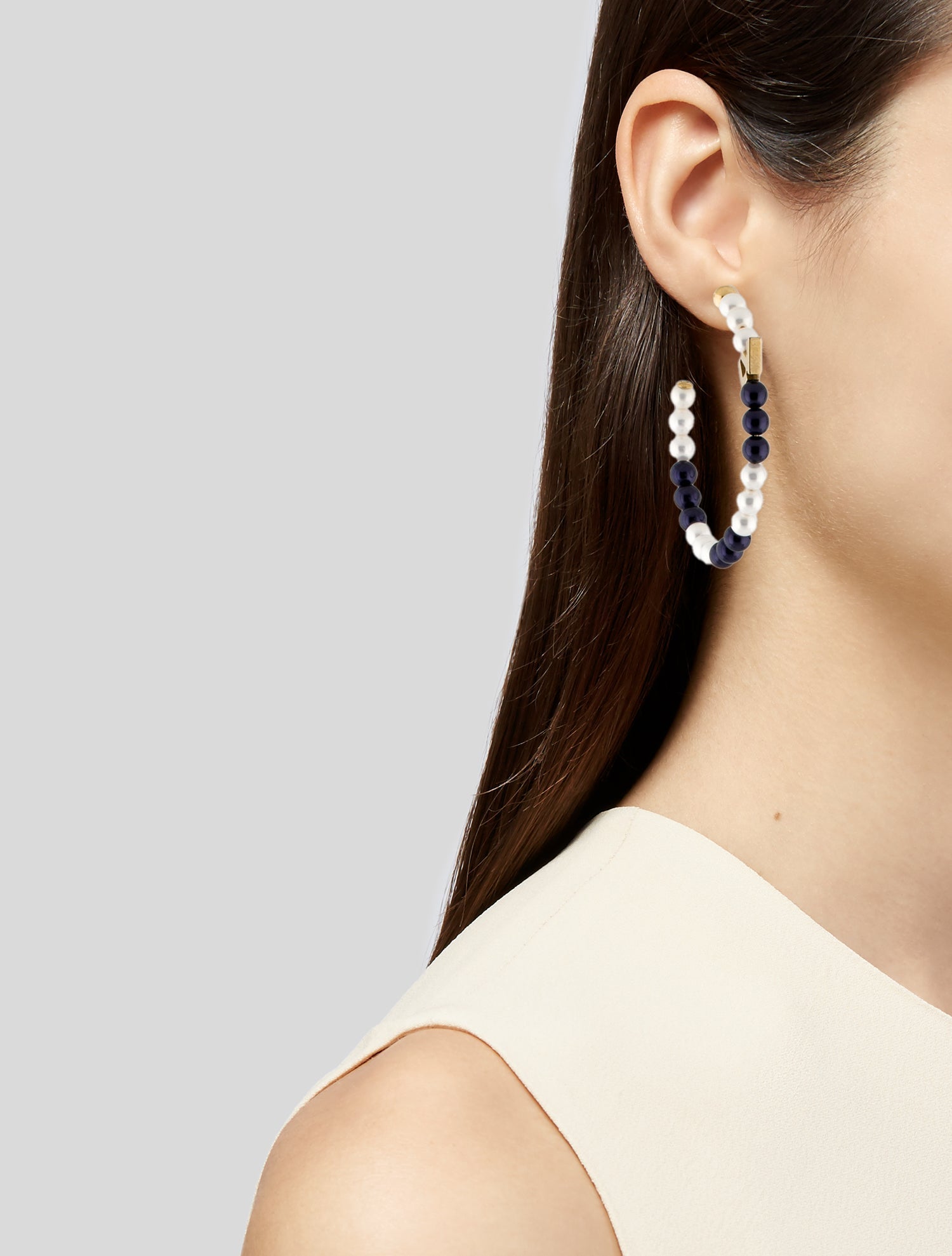 Louis Vuitton Faux Pearl Billie Hoop Earrings
